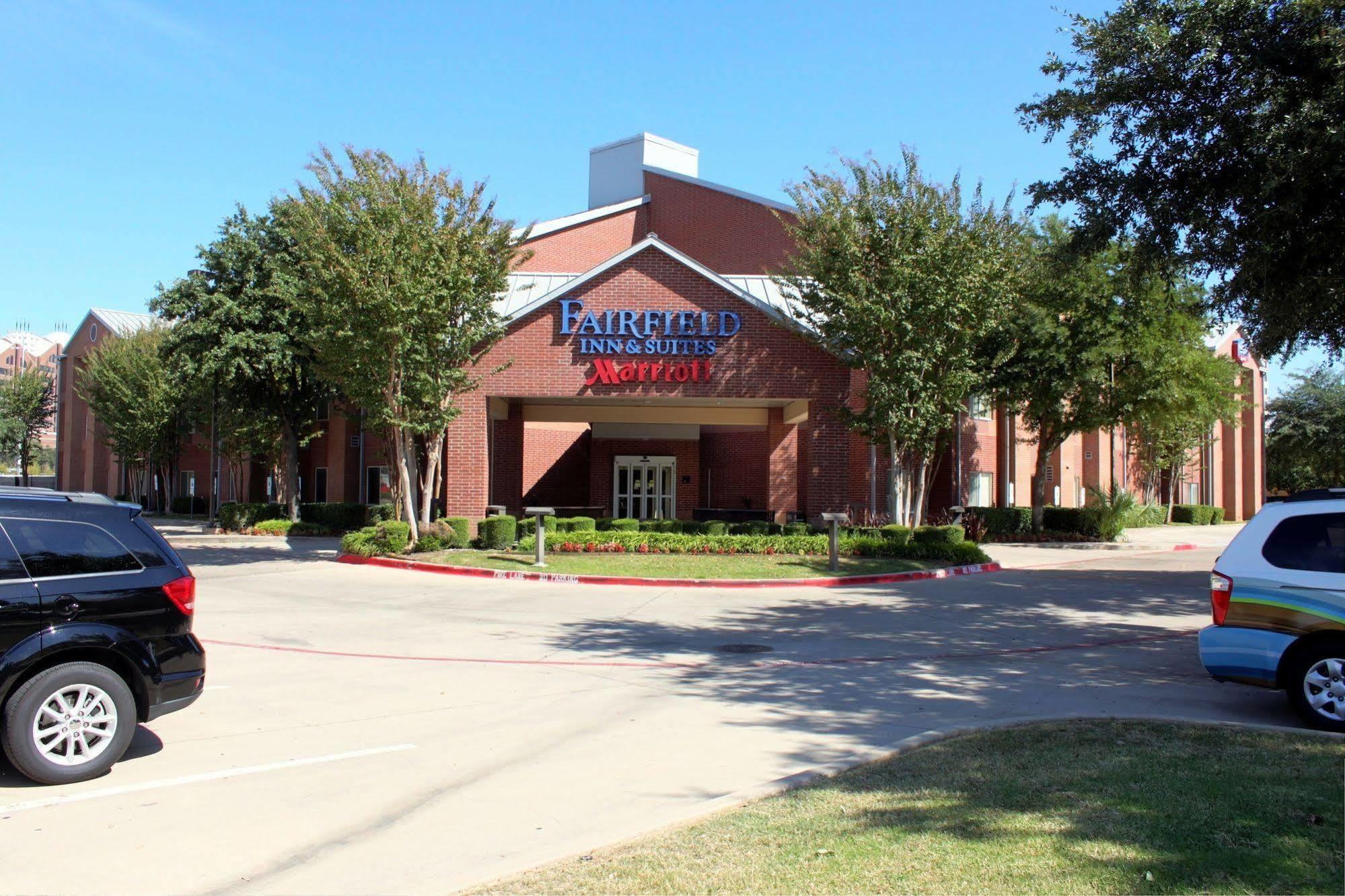 Comfort Inn & Suites North Dallas-Addison Exterior foto